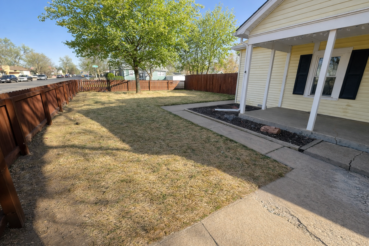 146 6th St - Photo 6 of 11