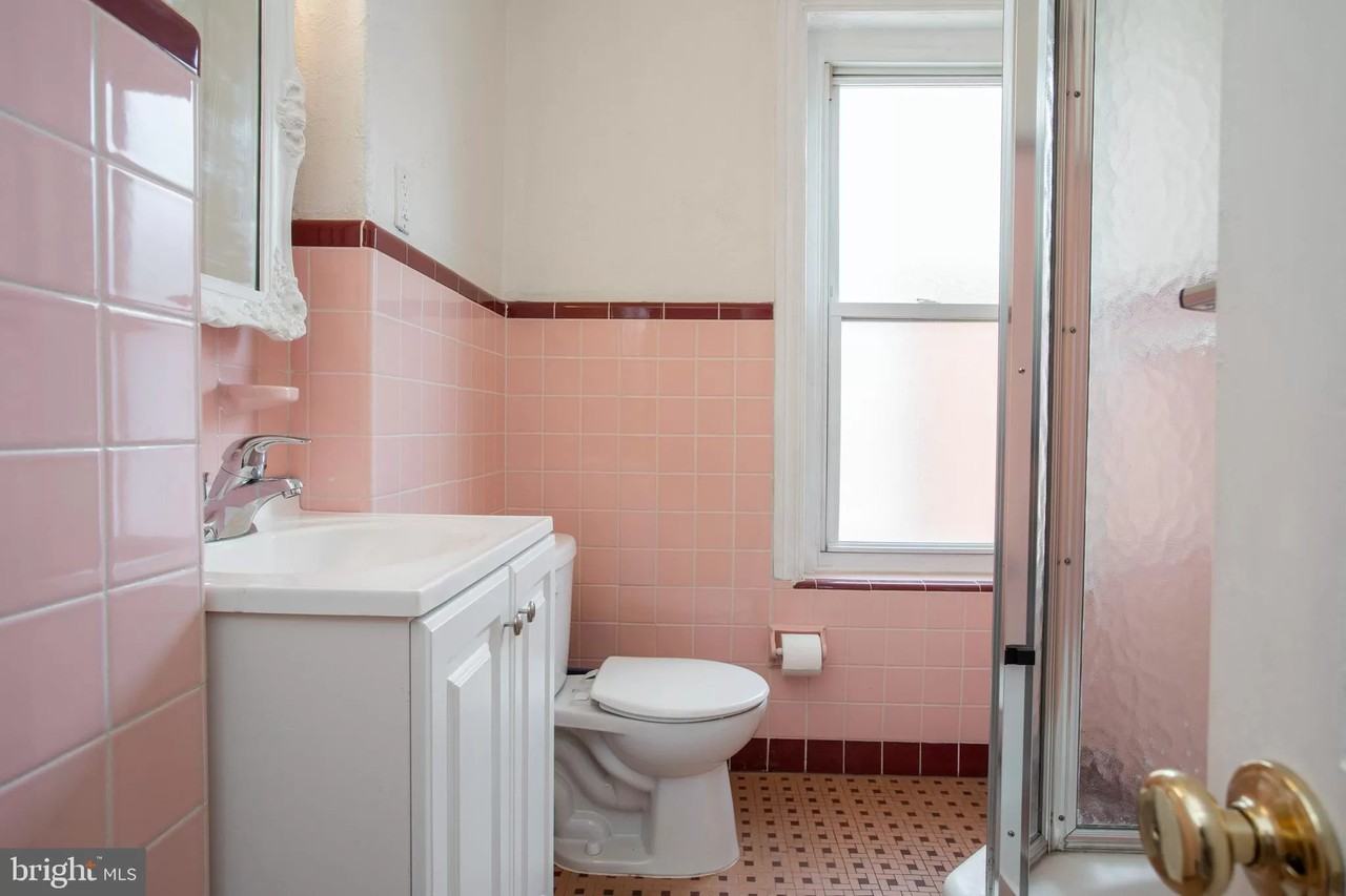 718 W Lafayette St - Photo 7 of 19