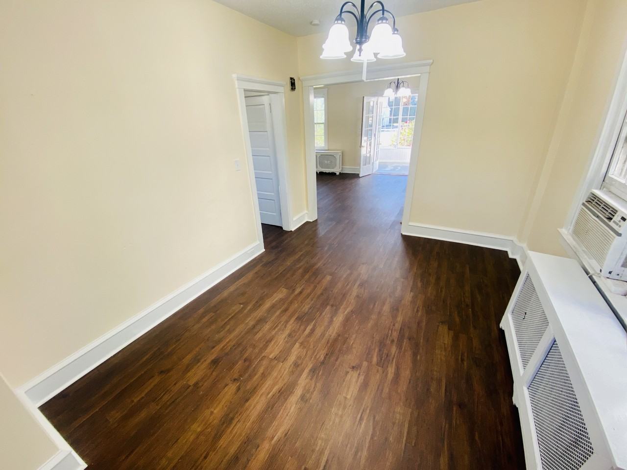 1422 Markley St - Photo 3 of 13