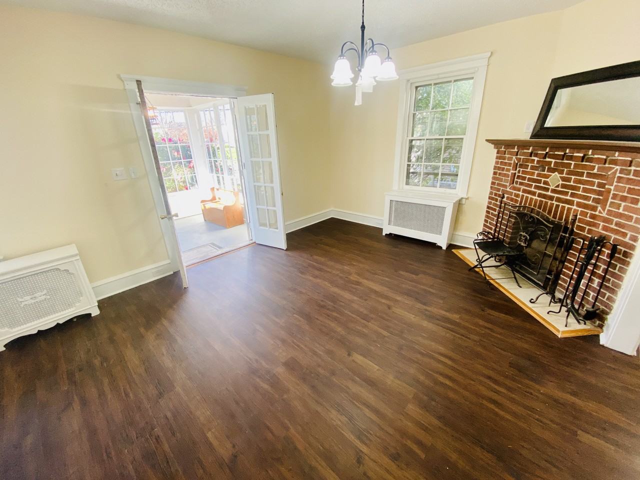 1422 Markley St - Photo 5 of 13