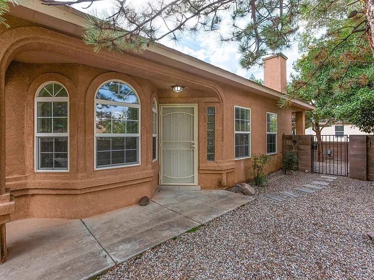 8543 Murrelet Dr Ne - Photo 4 of 23