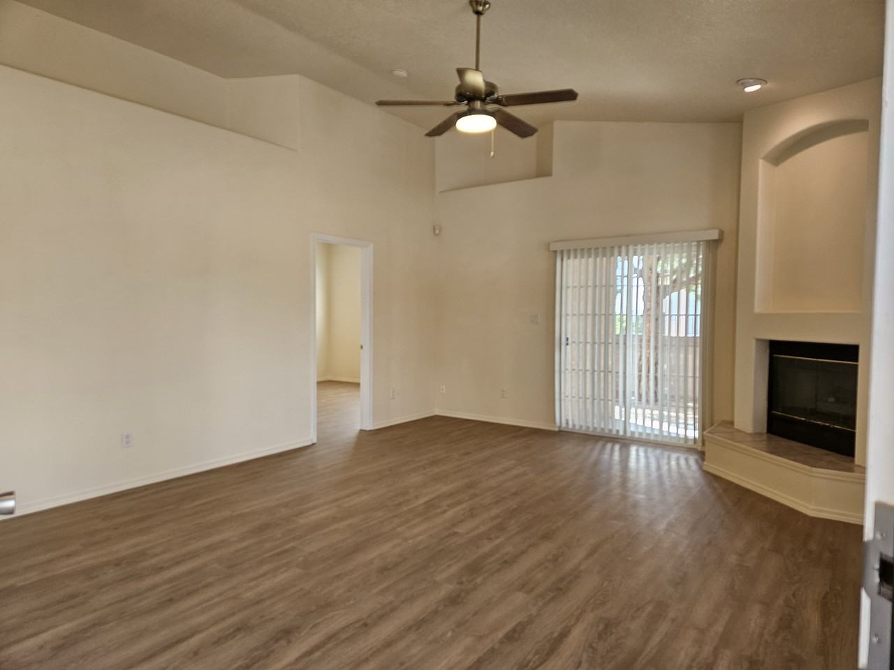 8543 Murrelet Dr Ne - Photo 6 of 23