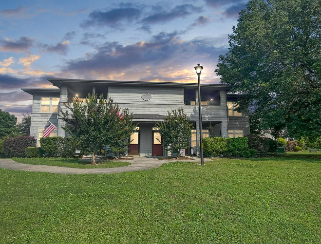 3104 Mariners Way - Photo 2 of 9