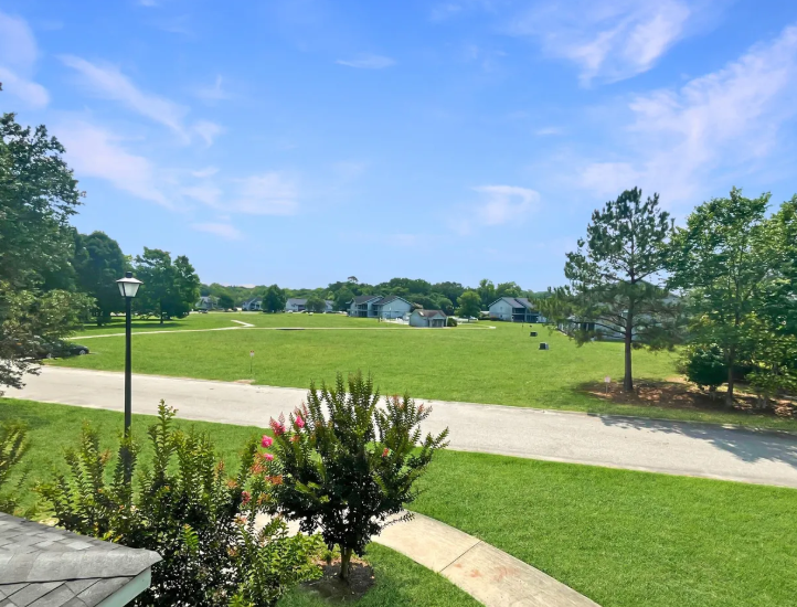 3104 Mariners Way - Photo 3 of 9