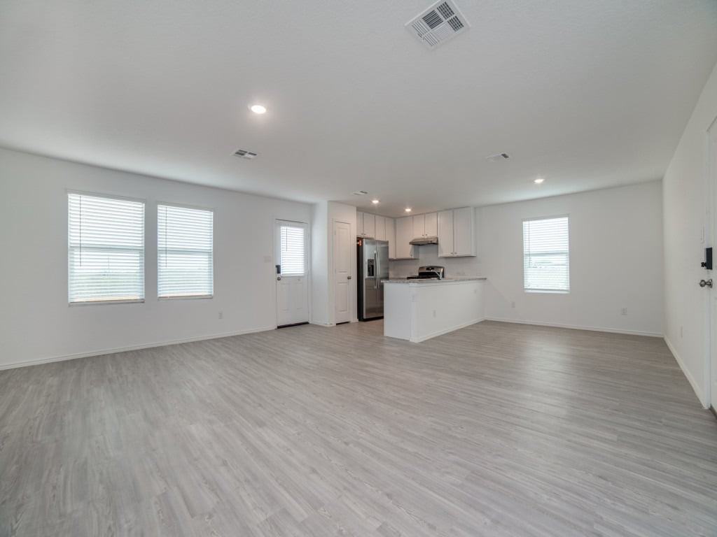 10410 Torroja Way - Photo 4 of 14