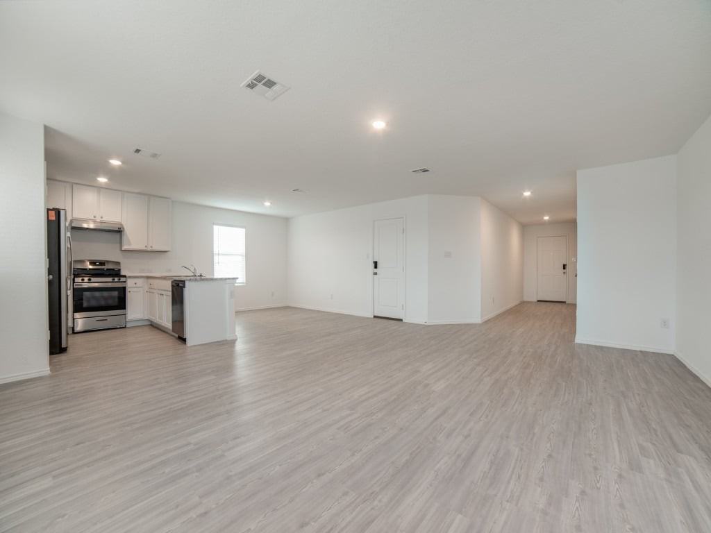 10410 Torroja Way - Photo 7 of 14