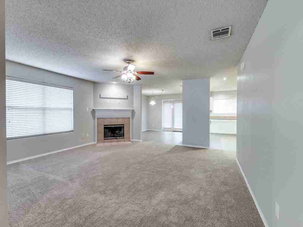 632 Condor Trl - Photo 3 of 18