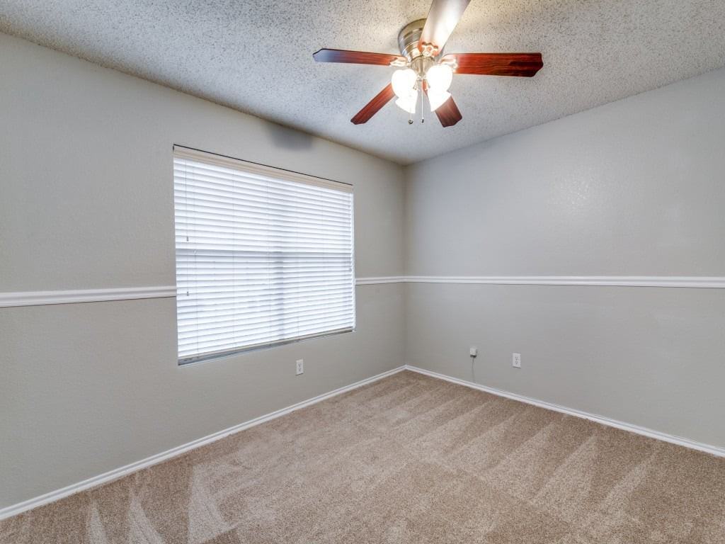 632 Condor Trl - Photo 7 of 18