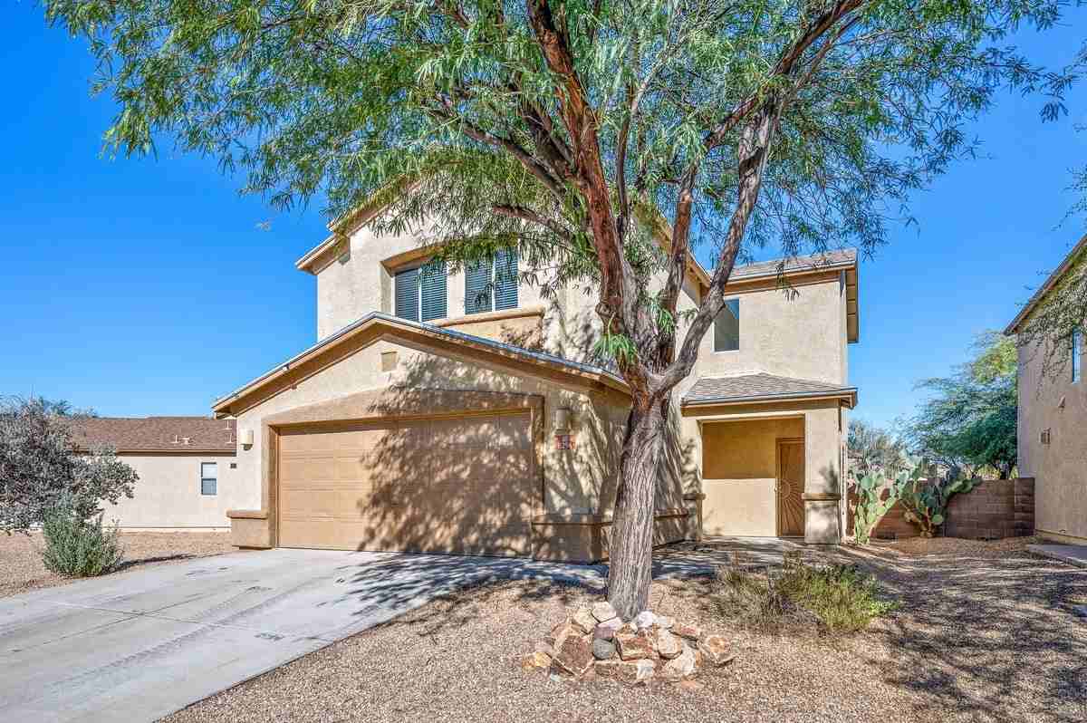 8254 W Kerr St - Photo 3 of 31