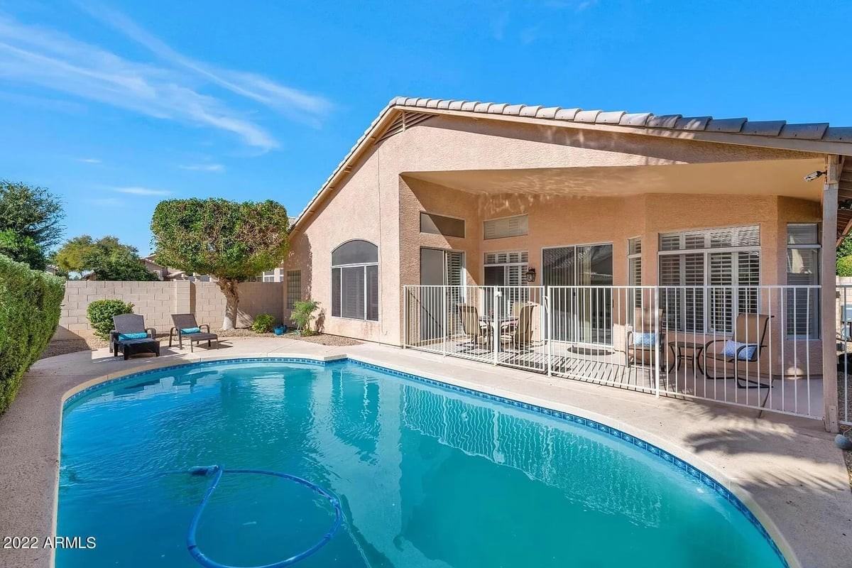 5183 W Harrison St - Photo 4 of 27