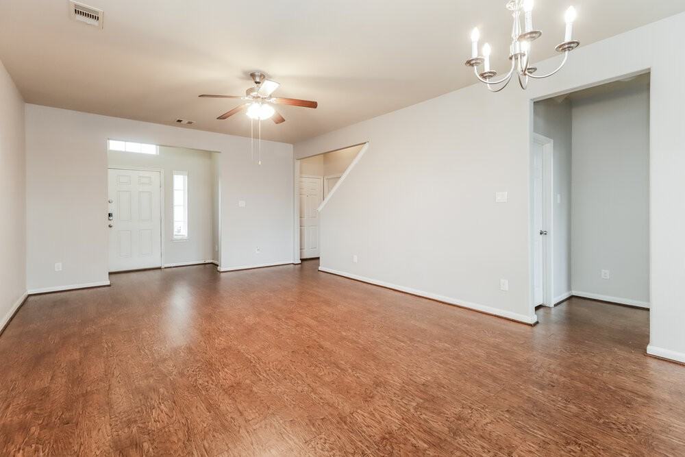 9446 Green Mills Dr - Photo 6 of 17