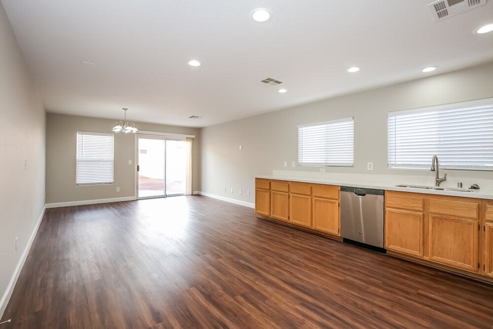 5016 Charlo Dr - Photo 6 of 16