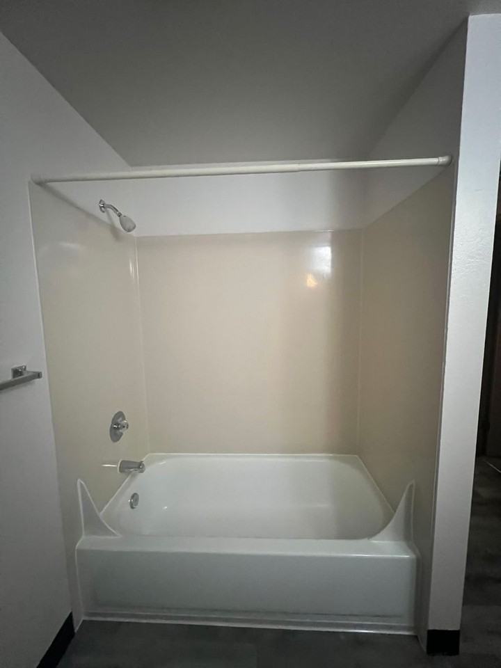 6700 ROOSEVELT APTS. - Photo 2 of 29