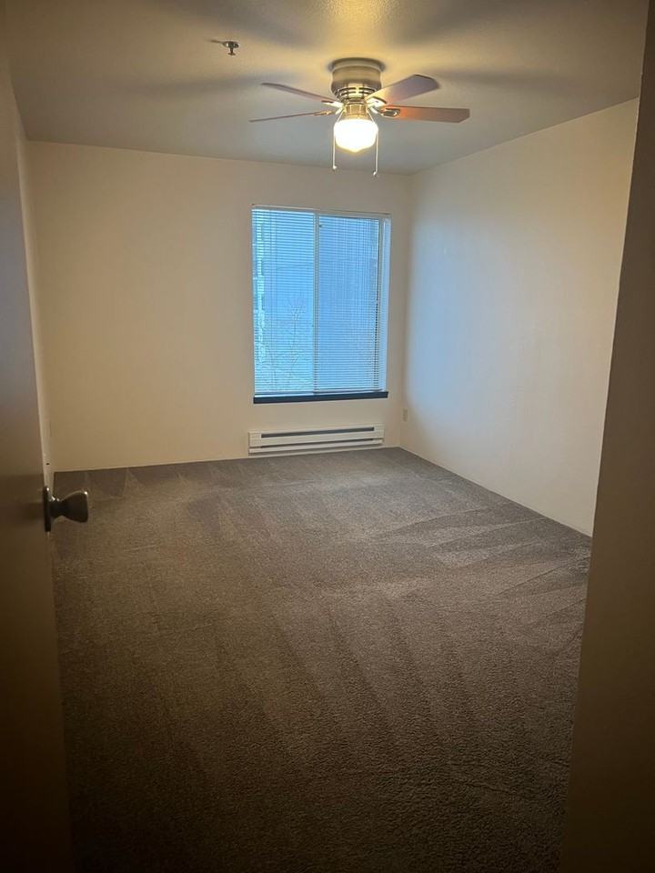 6700 ROOSEVELT APTS. - Photo 4 of 29