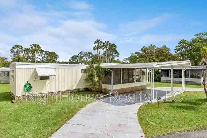 77 Wildwood Ln - Photo 3 of 40