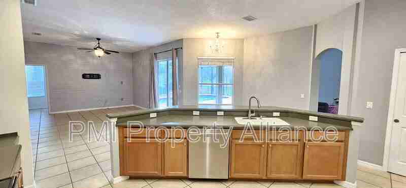 640 Brookfield Pl - Photo 5 of 28