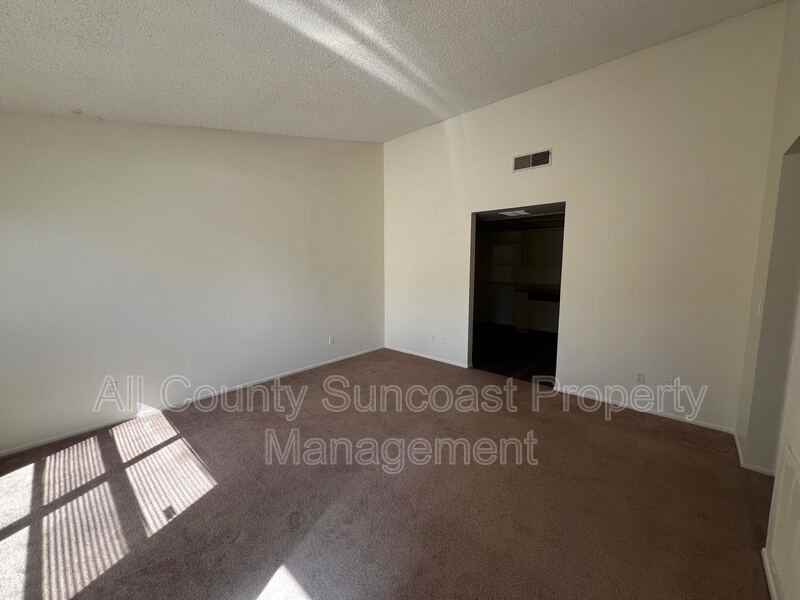529 E Curlew Pl - Photo 2 of 10