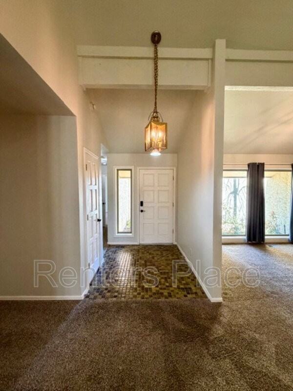 6630 S New Haven Ave - Photo 2 of 28