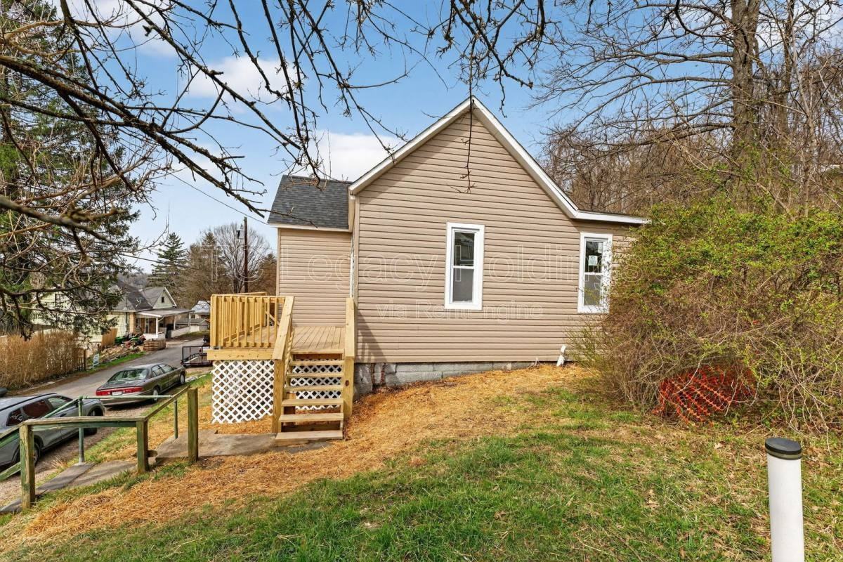 281 View Ave - Photo 3 of 20