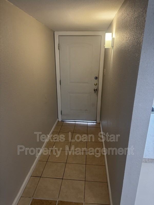 1922 Bunzel St - Photo 5 of 16