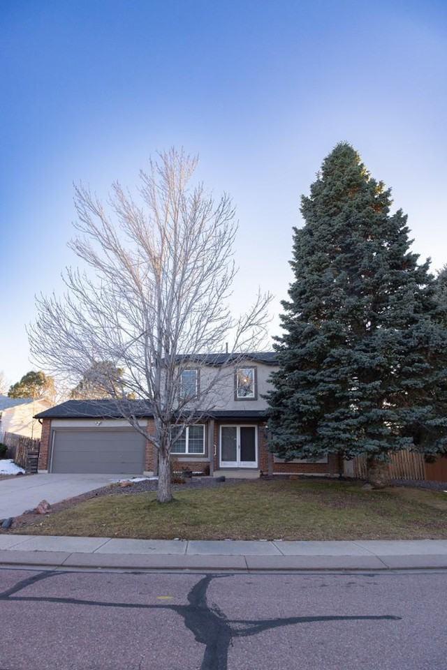 7611 Safari Cir - Photo 3 of 45