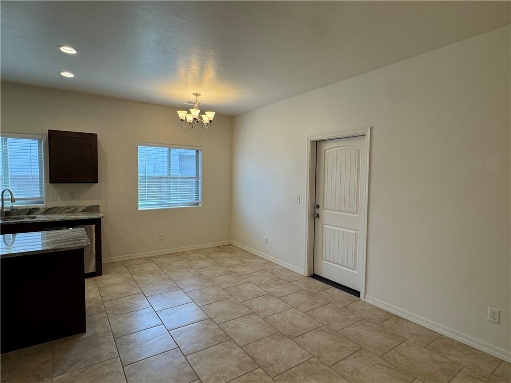 3532 N Burbank St - Photo 2 of 10