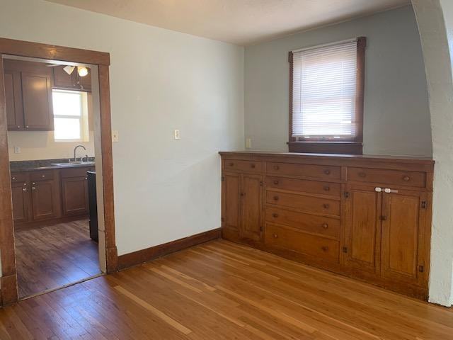 2121 Coal Pl Se #A - Photo 4 of 13