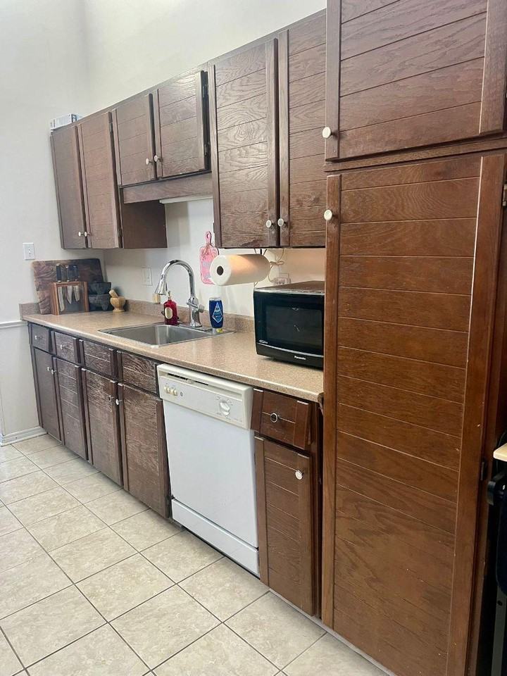 72 Tumbleweed Cres - Photo 3 of 9