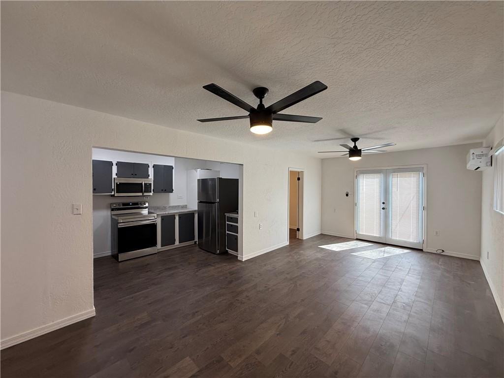 3810 E John L Ave - Photo 4 of 10