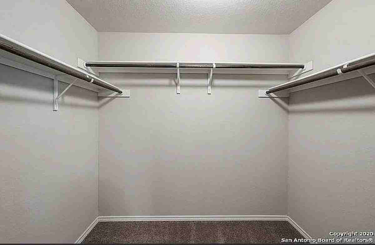 9220 Griffith Run - Photo 7 of 9