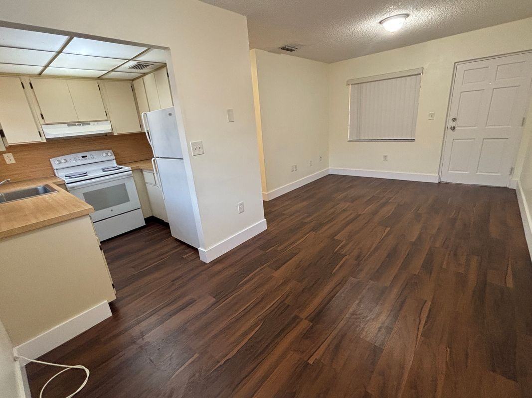 5729 W 26th Ave - Photo 4 of 13