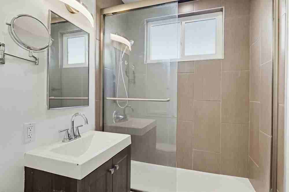 6065 Pickford Pl ##1 - Photo 5 of 15