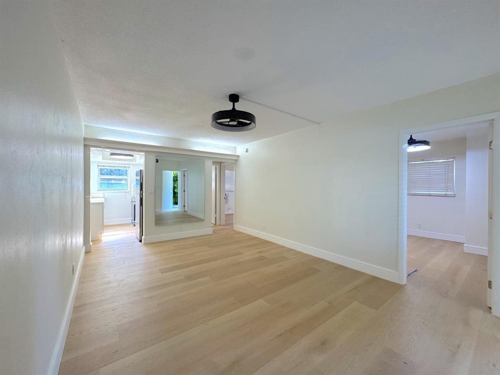 2815 Ne 33rd Ave - Photo 7 of 14