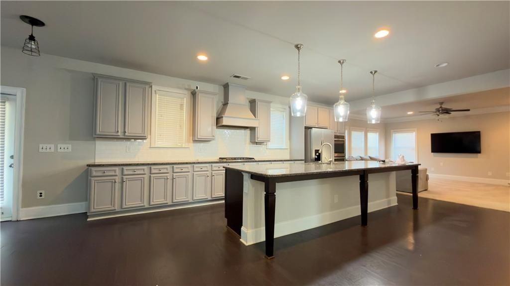 4844 Albany Way - Photo 3 of 11