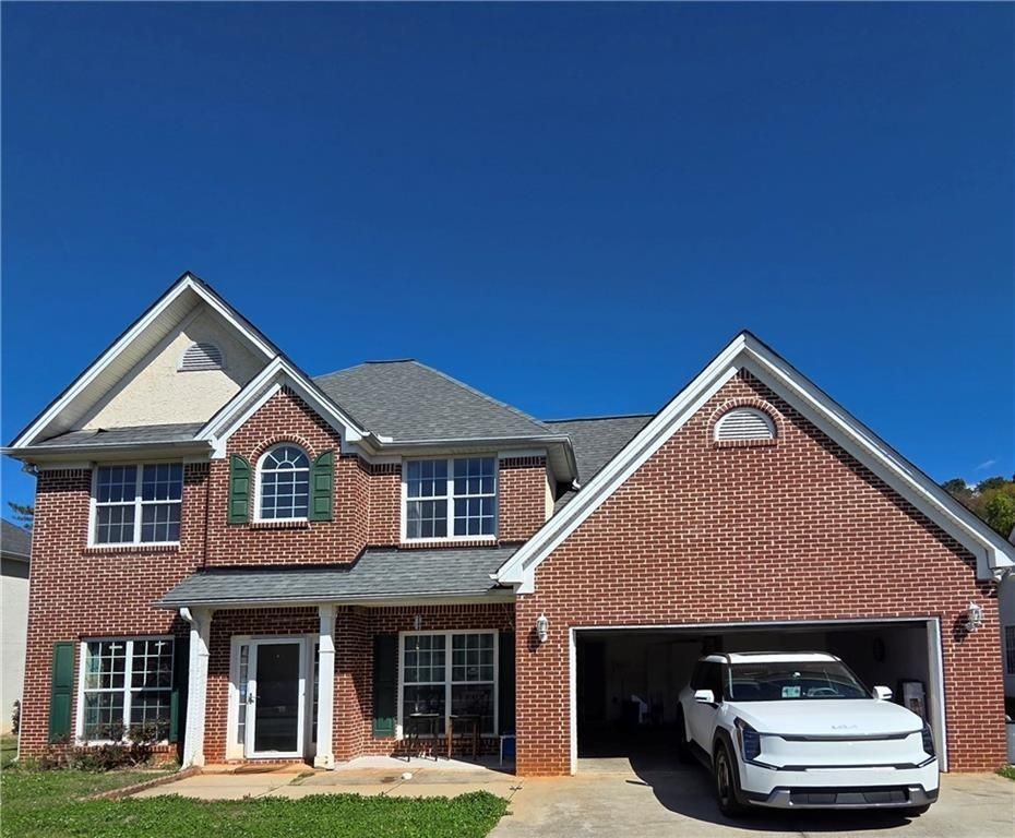 1696 Central Park Loop - Photo 2 of 36