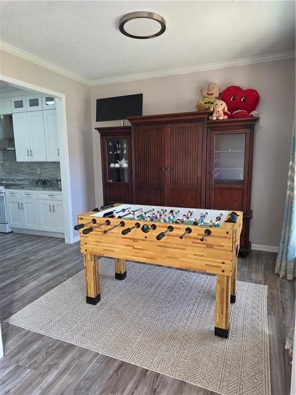 1696 Central Park Loop - Photo 3 of 36