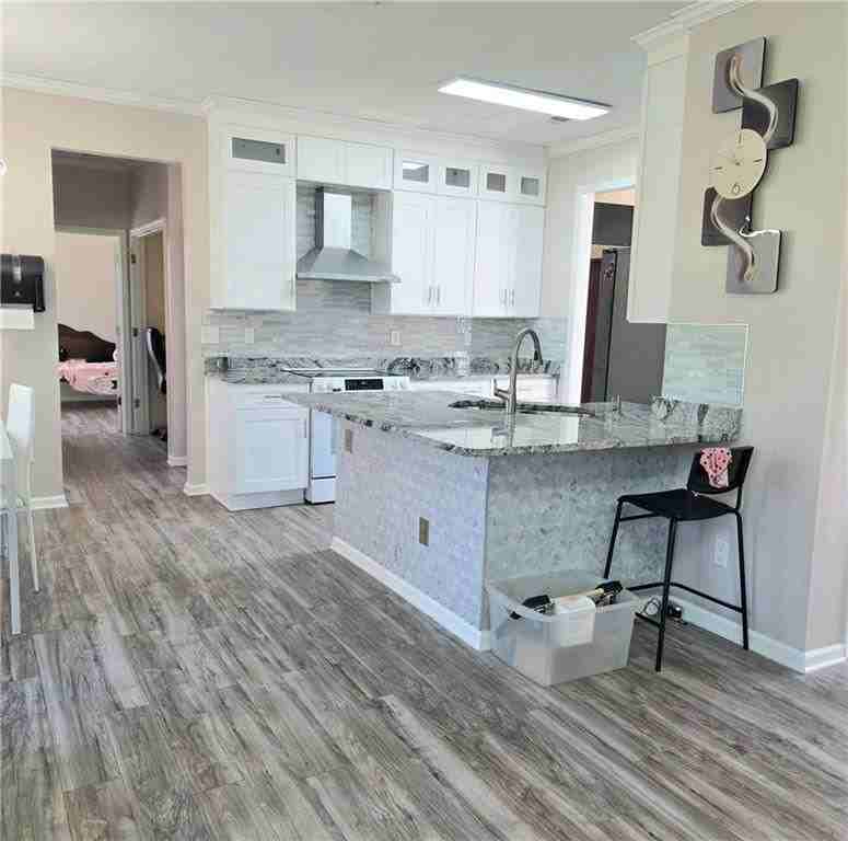 1696 Central Park Loop - Photo 6 of 36