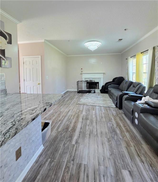 1696 Central Park Loop - Photo 7 of 36