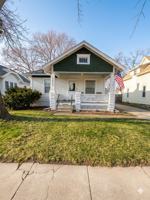 featured image of 3042 Starr St #1