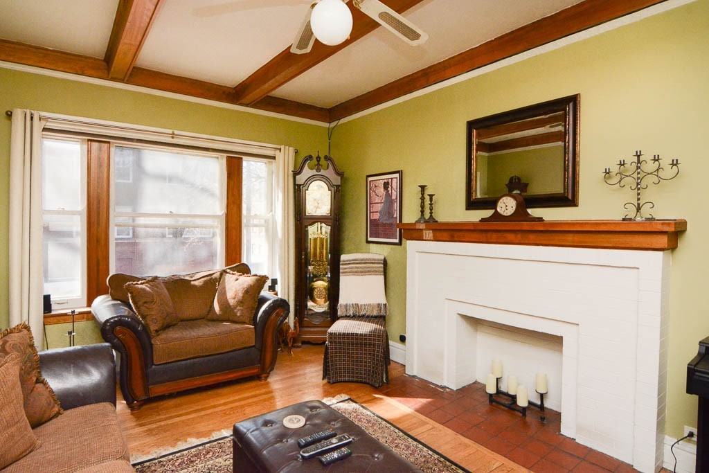 1408 W Rosemont Ave #1 - Photo 7 of 21