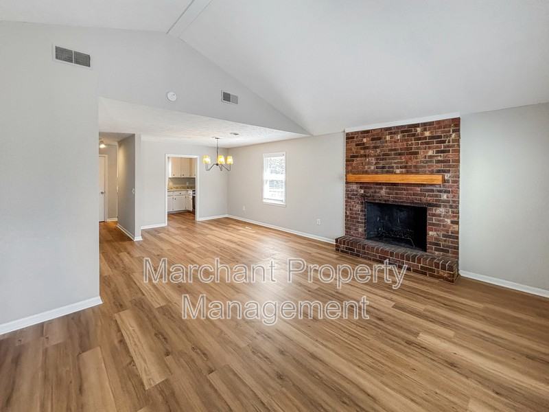 231 Batesview Dr - Photo 6 of 16