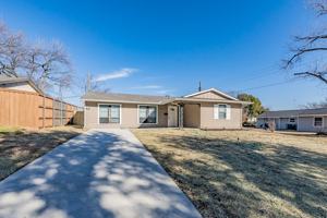 featured image of 8449 Ebony Dr