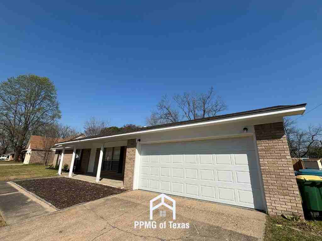 22 Plantation Dr - Photo 2 of 18