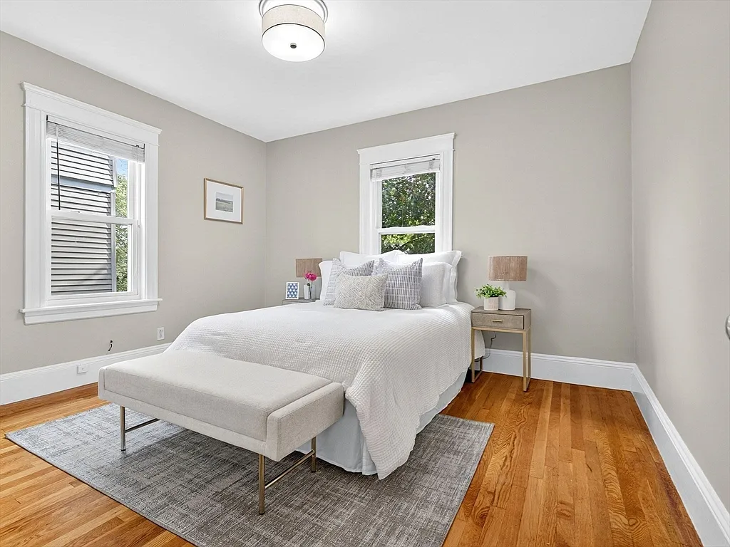 187 Florence St #2L - Photo 4 of 9