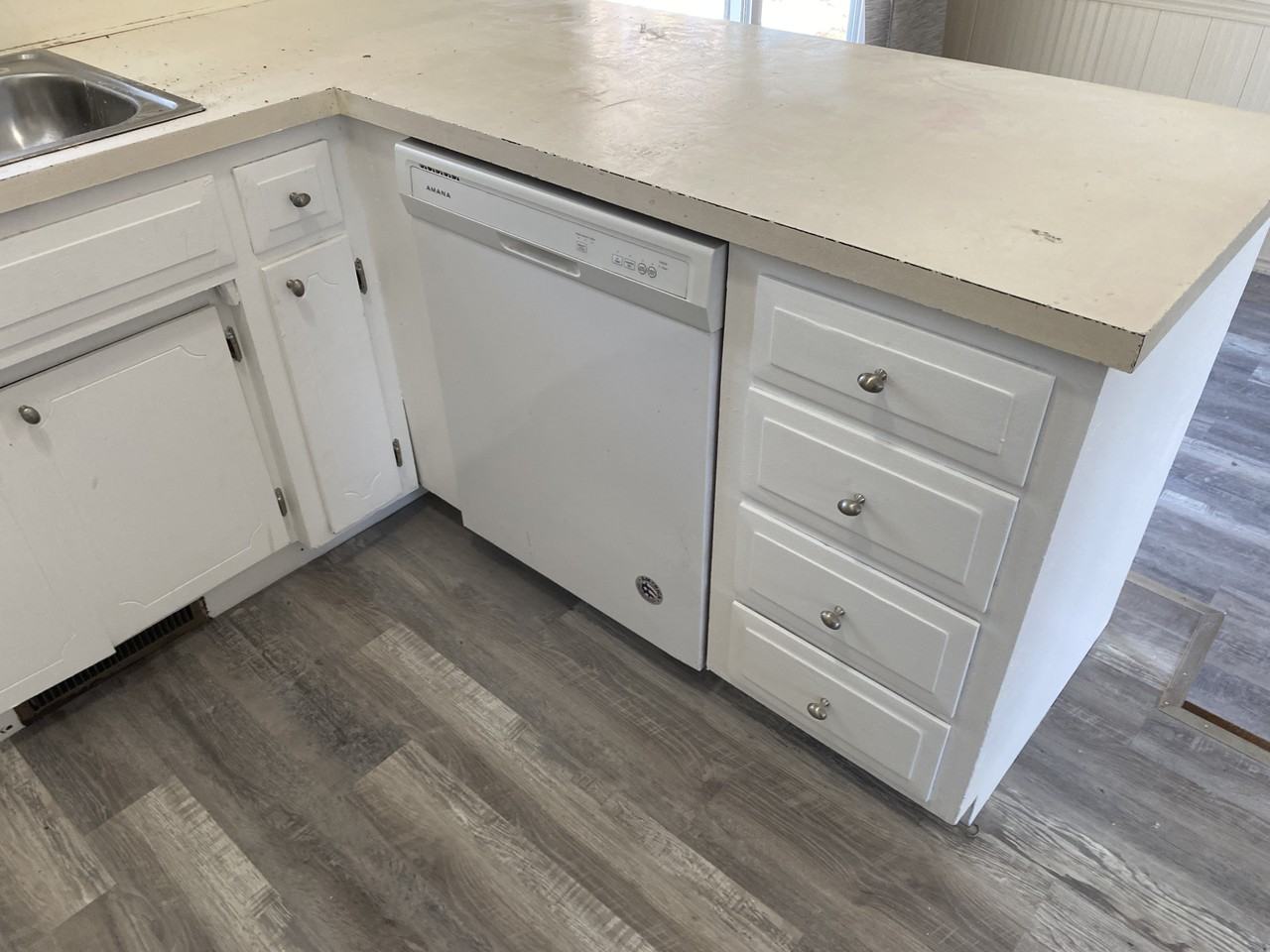 3611 Jordan Ave N - Photo 7 of 19