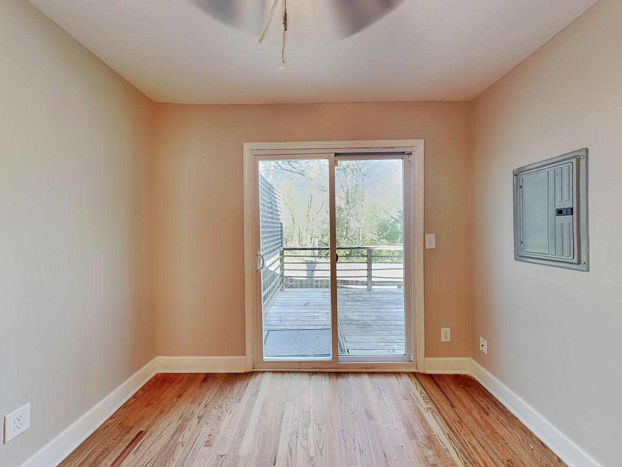 1731 Braeburn Dr Se - Photo 5 of 20