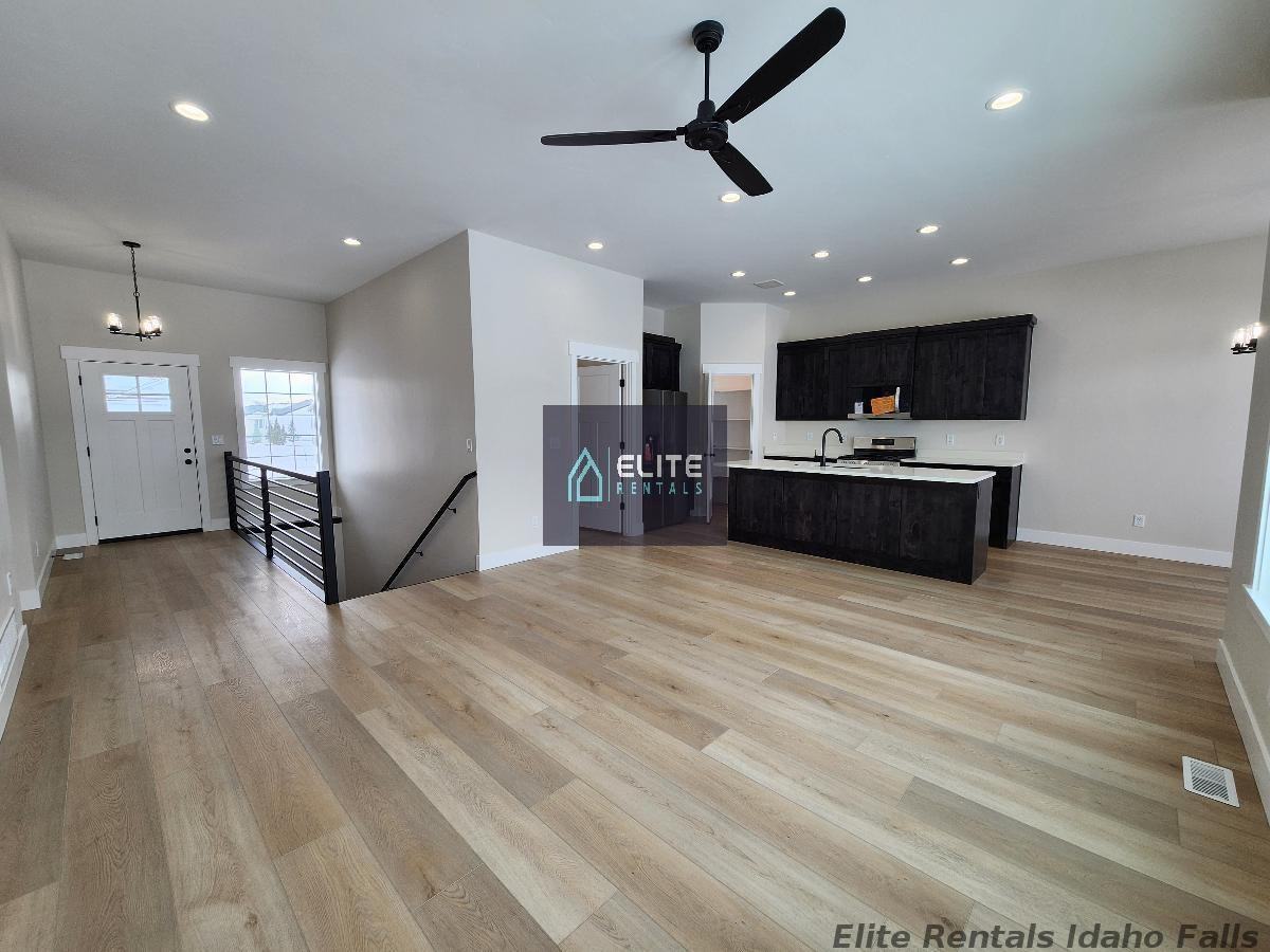 4559 Remuda Rd - Photo 3 of 16
