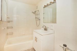 featured image of 1270 E 51st St