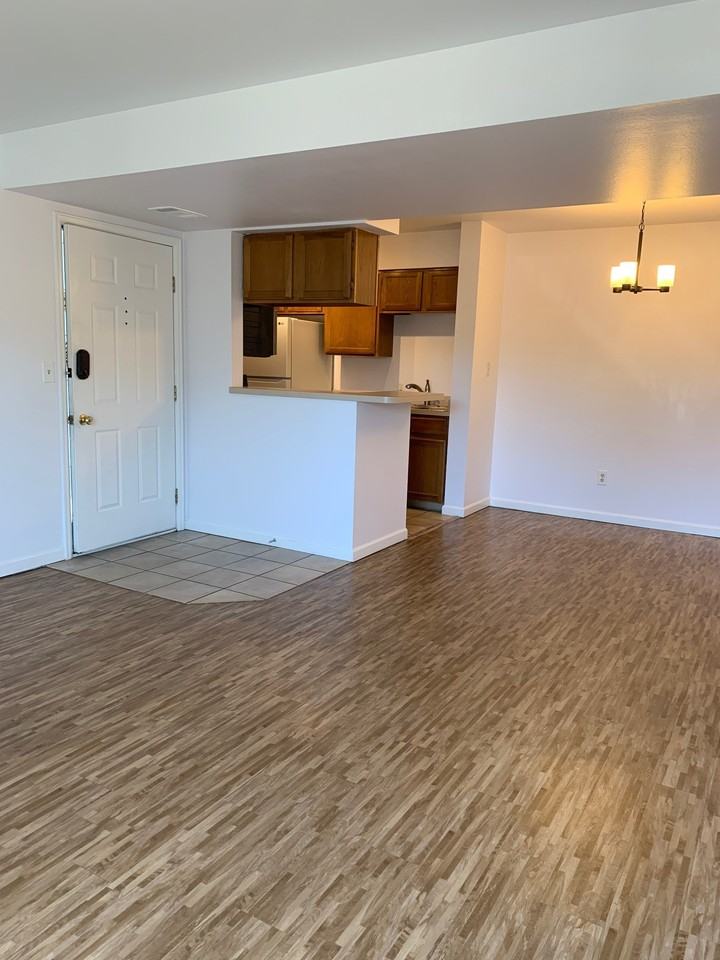 4670 White Rock Cir #1 - Photo 2 of 18