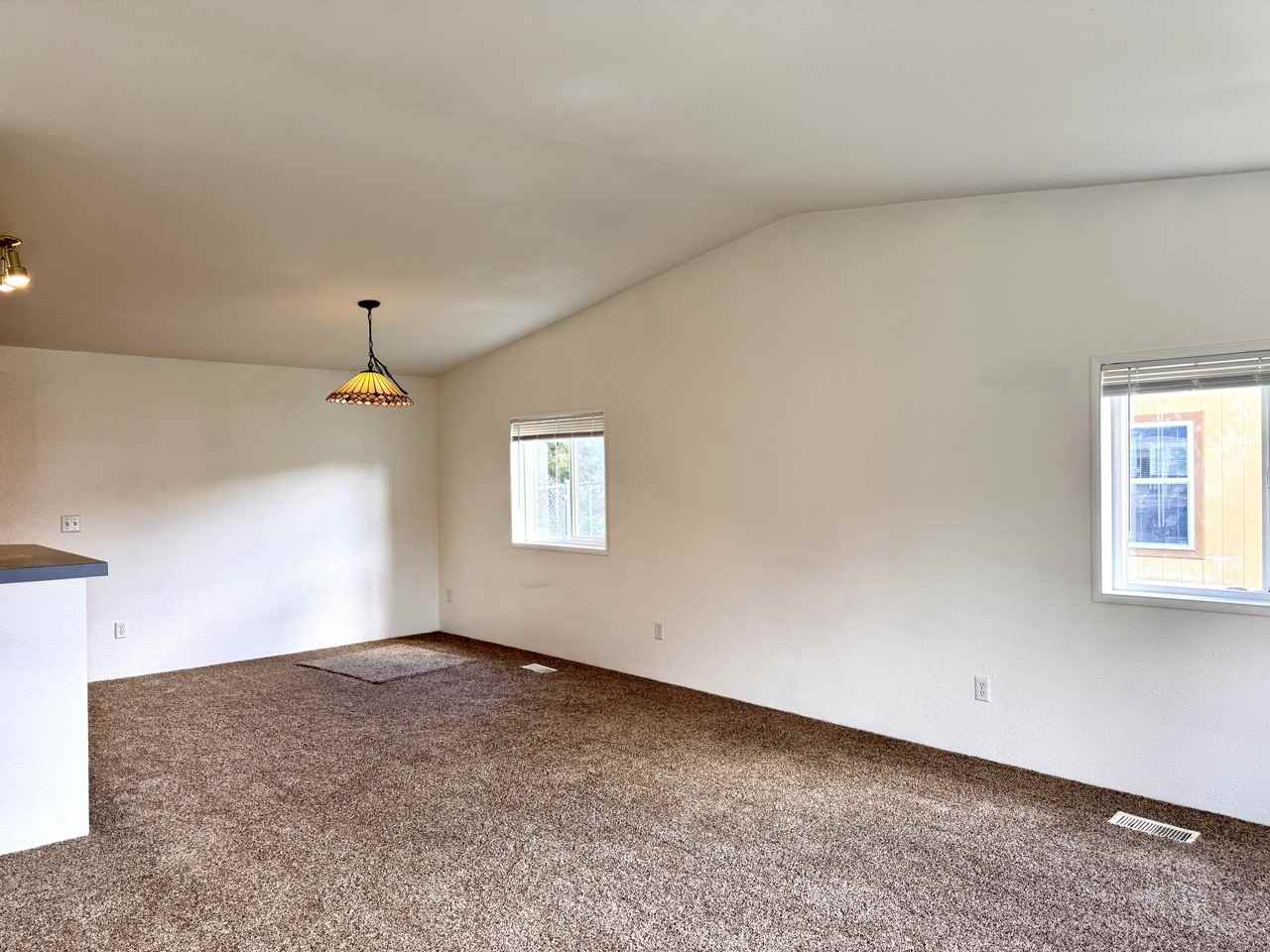 110 W Freedom Ln - Photo 2 of 17